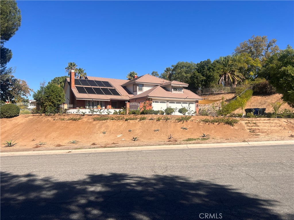 Residential for sale at 7158 Golden Vale, Riverside CA featuring 5 beds and 3 baths