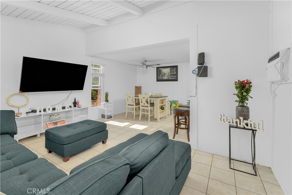 Residential for sale at 1000 W Macarthur 58, Santa Ana CA featuring 1 bed and 1 bath