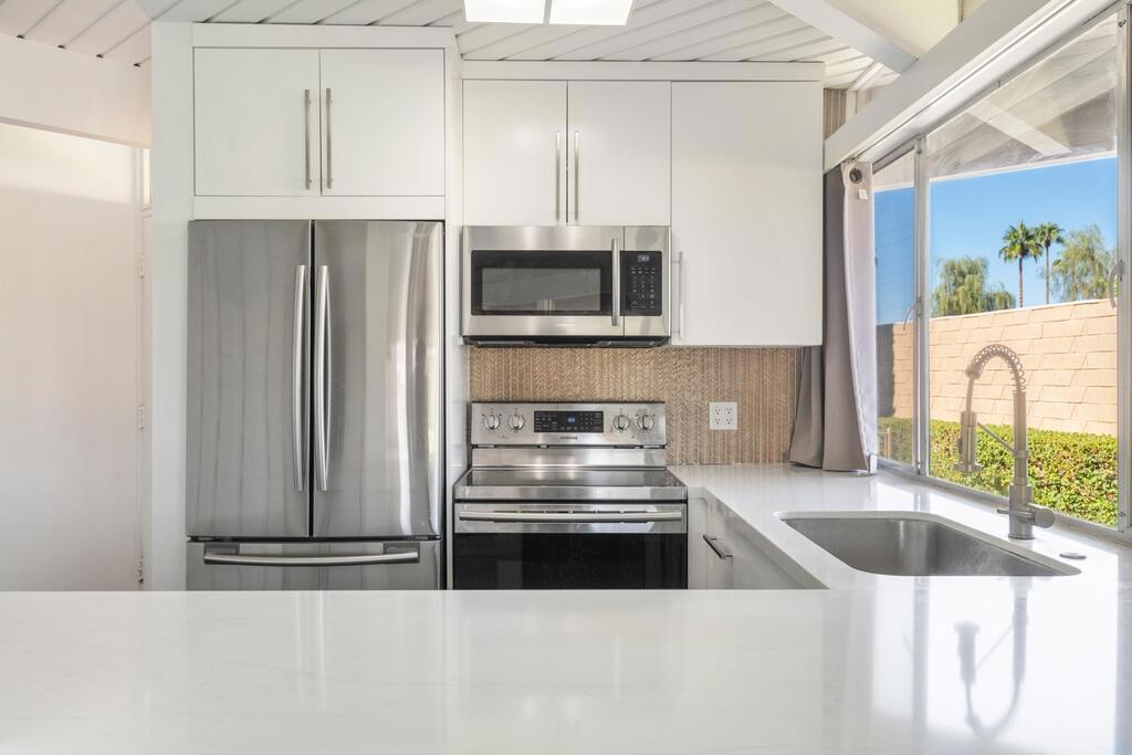 Residential for sale at 152 Sandpiper Street, Palm Desert CA featuring 2 beds and 2 baths