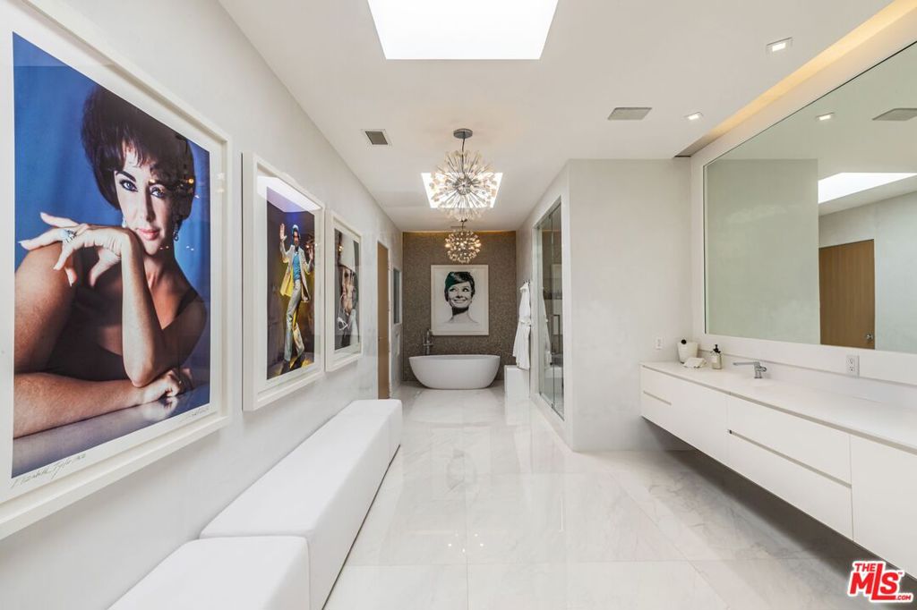 Residential for sale at 630 Clinton Place, Beverly Hills CA featuring 5 beds and 5 baths