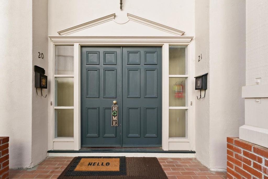 Residential for sale at 600 Pennsylvania Avenue 21, Los Gatos CA featuring 1 bed and 2 baths