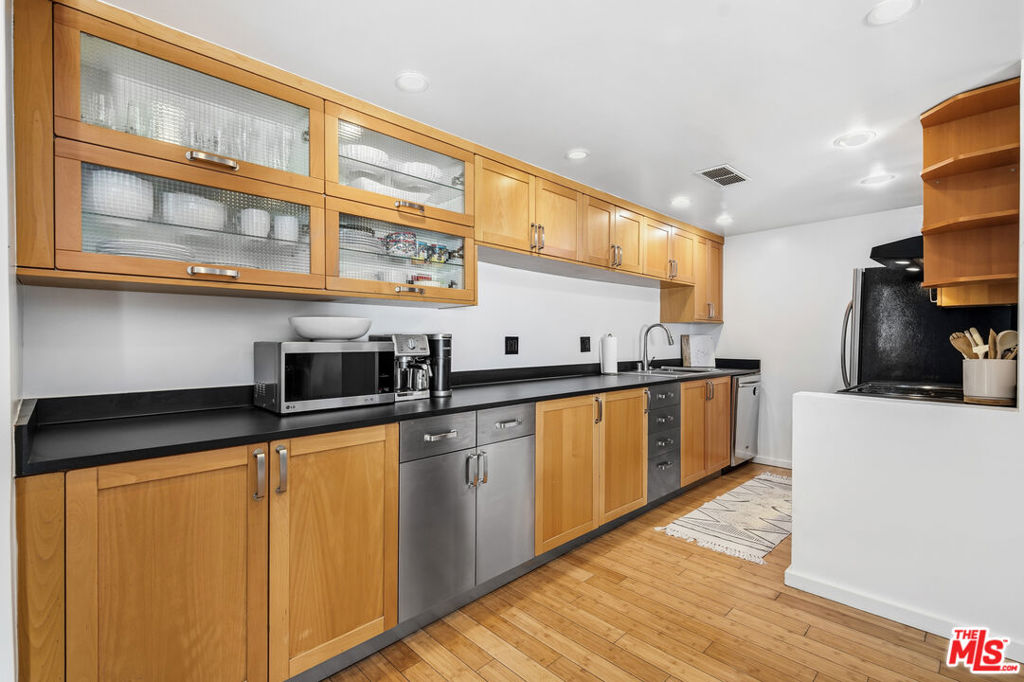 Residential for sale at 970 Palm Avenue 101, West Hollywood CA featuring 2 beds and 2 baths