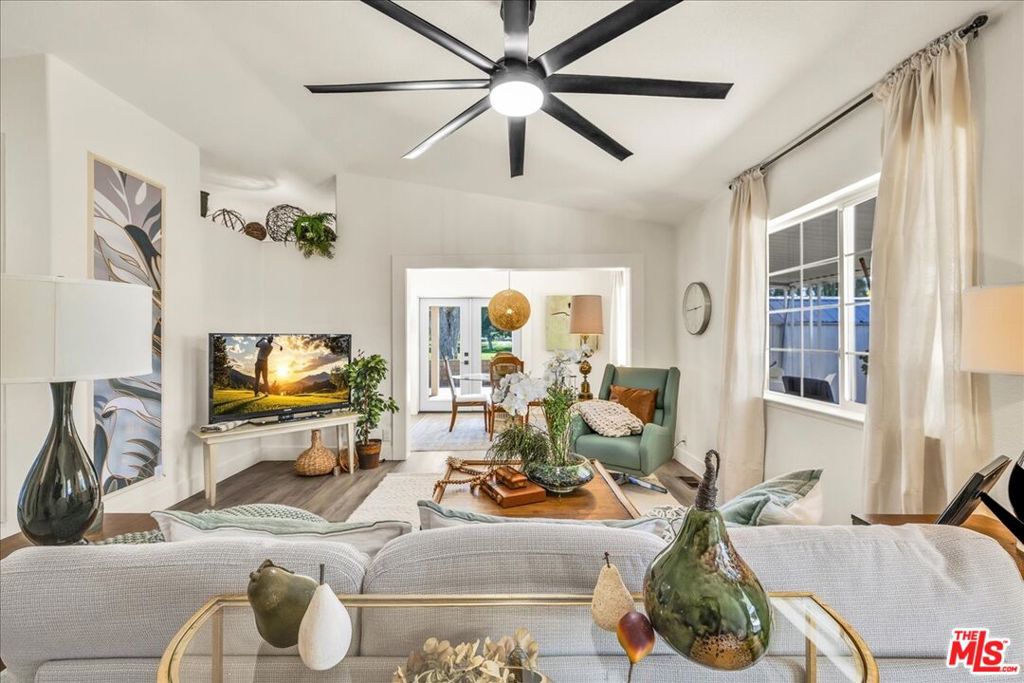 Manufactured In Park for sale at 106 Via Valverde, Cathedral City CA featuring 3 beds and 3 baths