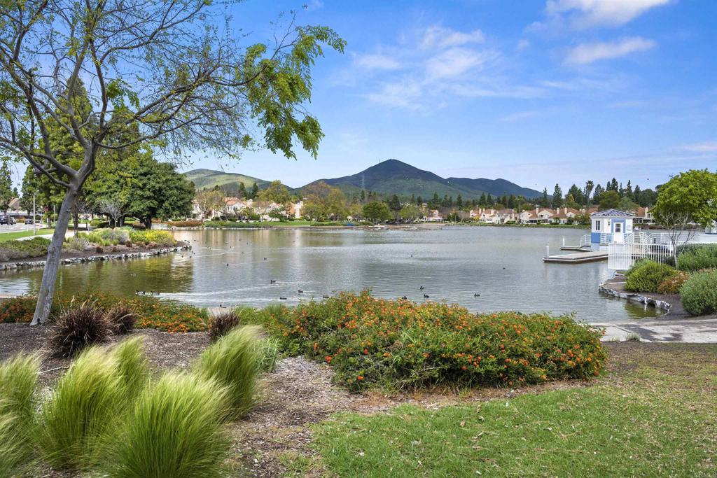 Residential Lease for rent at 767 Eastshore 220, Chula Vista CA featuring 1 bed and 1 bath