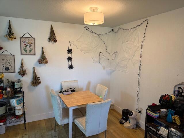 Residential for sale at 2810 N Arcadia Court 115, Palm Springs CA featuring 1 bed and 1 bath