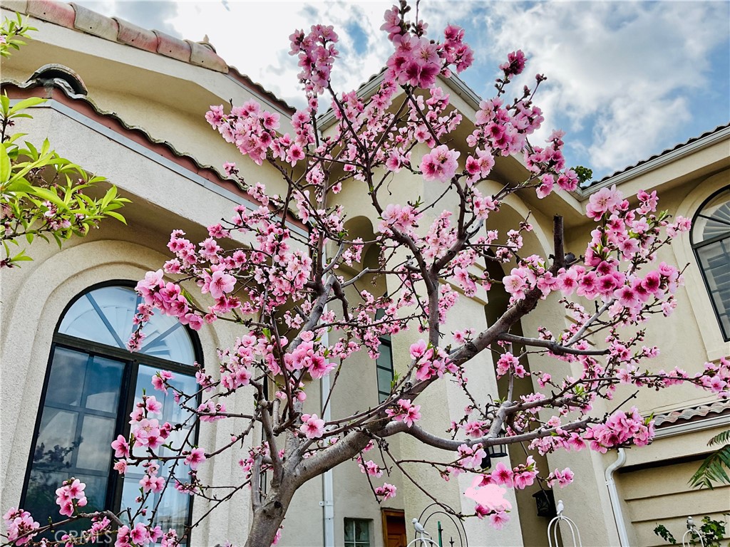 Active for sale at Gardena, CA, Gardena, CA CA and 4 baths