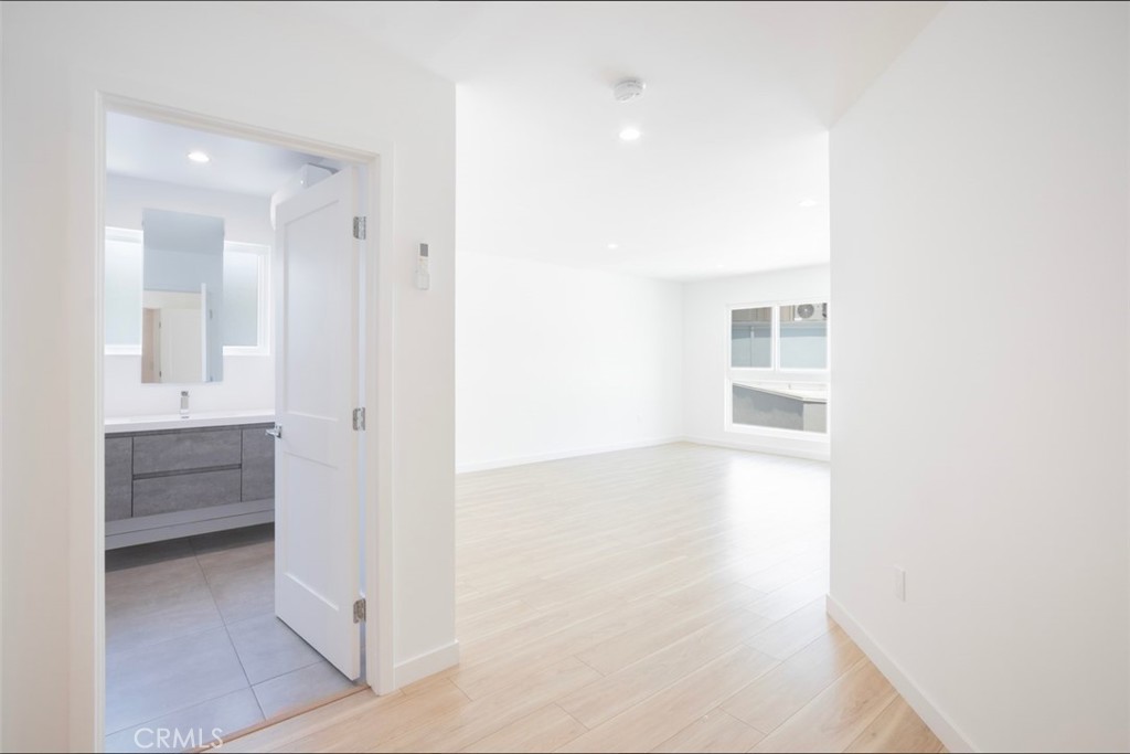 Residential Lease for rent at 1346 N Stanley Avenue 1, Los Angeles, Los Angeles County CA featuring 4 beds and 5 baths