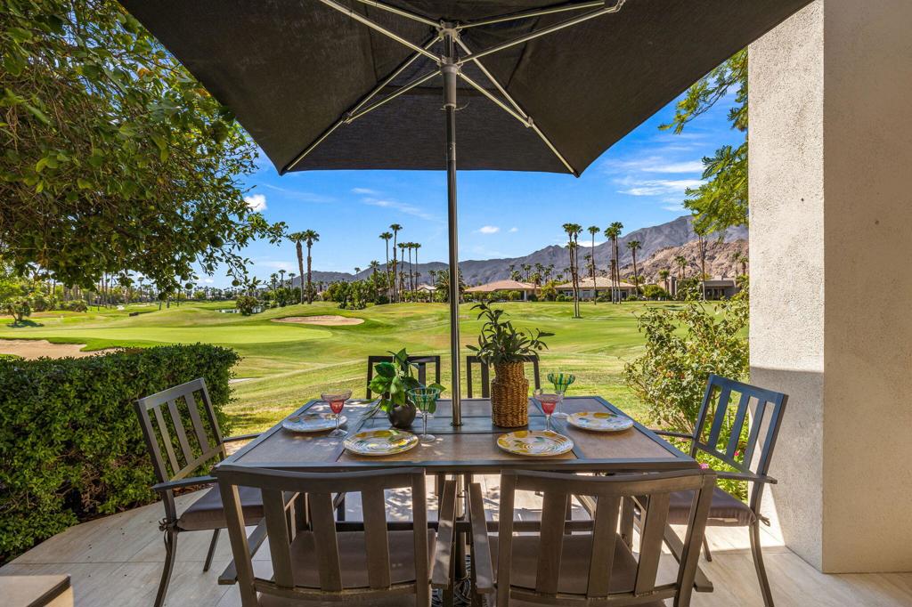 Residential Lease for rent at 54109 Oak Hill, La Quinta CA featuring 3 beds and 3 baths