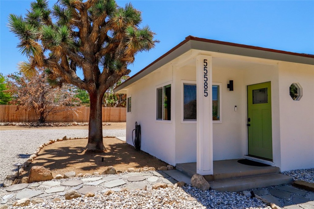 Residential for sale at 55585 Onaga, Yucca Valley CA featuring 3 beds and 2 baths
