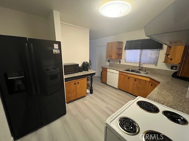 Residential for sale at 1140 Amberwood Drive, Hemet CA featuring 2 beds and 2 baths