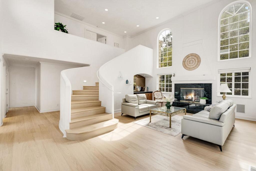 Residential Lease for rent at 1 Overlook Place, Monterey CA featuring 3 beds and 4 baths