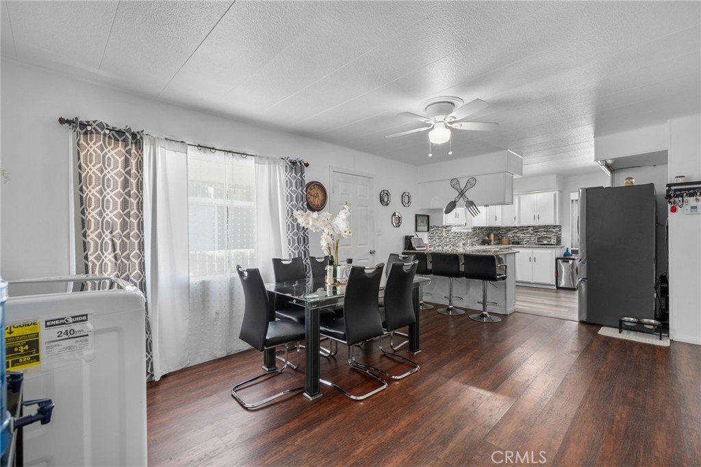 Manufactured In Park for sale at 5800 Hamner 416, Eastvale CA featuring 3 beds and 3 baths