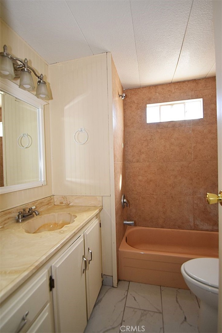 Manufactured In Park for sale at 56254 29 Palms Highway 30, Yucca Valley CA featuring 2 beds and 2 baths