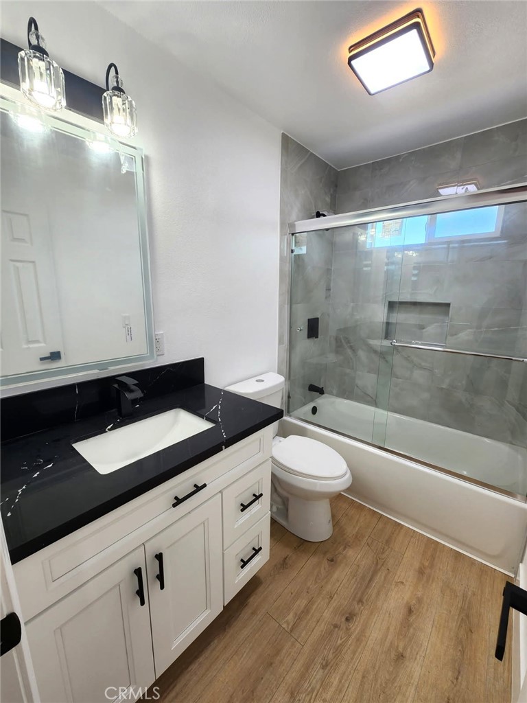 Residential for sale at 10723 5th Avenue, Hesperia CA featuring 3 beds and 1 bath