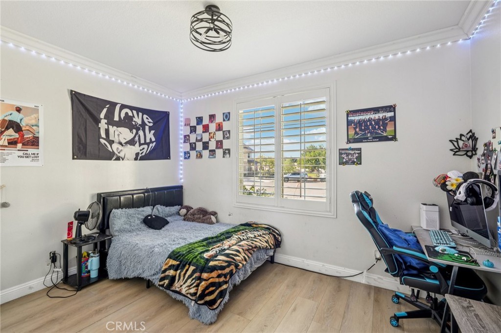 Residential for sale at 264 Cleomella Court, Hemet CA featuring 5 beds and 3 baths