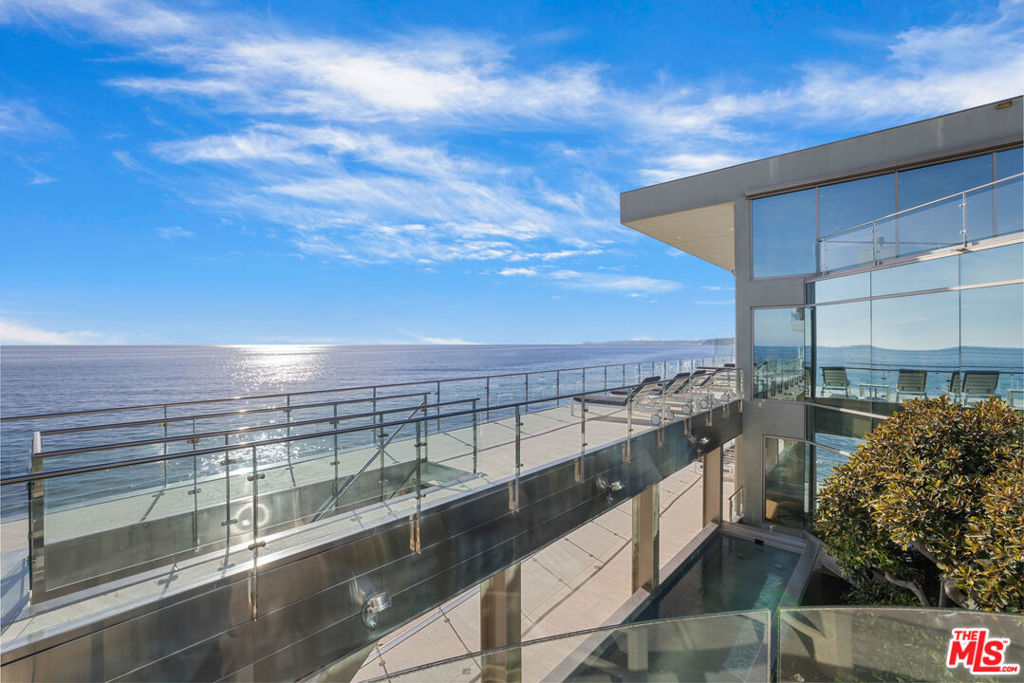 Residential Lease for rent at 24434 Malibu Road, Malibu CA featuring 5 beds and 6 baths