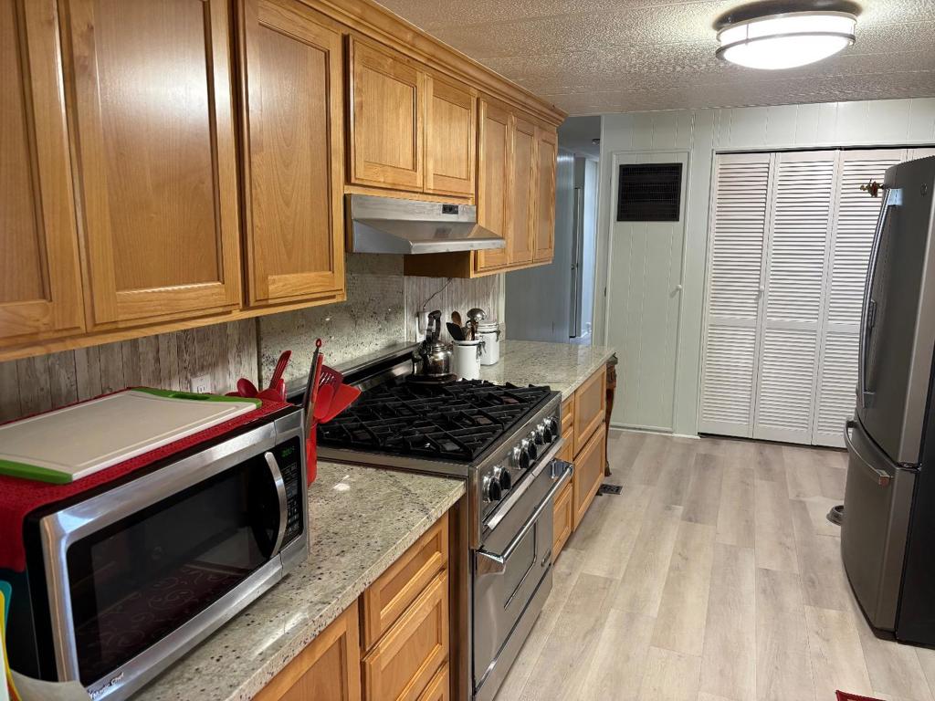 Residential for sale at 809 Maher Road, Royal Oaks CA featuring 3 beds and 2 baths