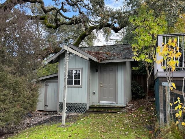 Residential Lease for rent at 240 W Floresta Way, Portola Valley CA featuring 4 beds and 3 baths