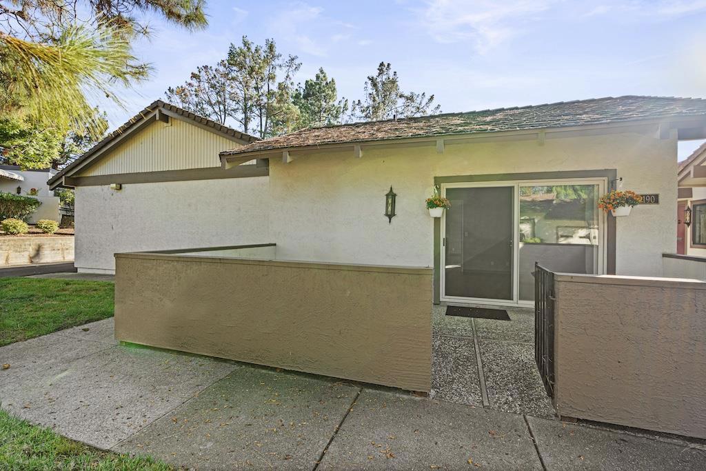 Residential Lease for rent at 6190 Gerdts Drive, San Jose, Santa Clara County CA featuring 1 bed and 1 bath
