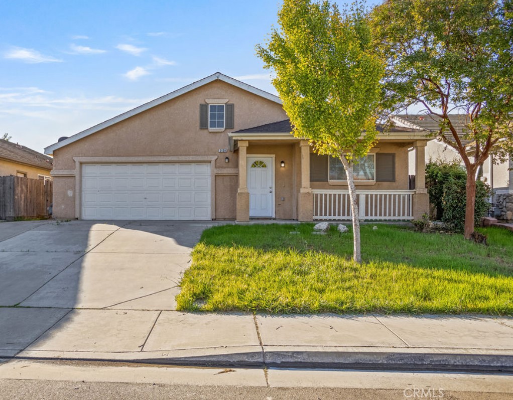 Residential for sale at 2139 W Chesler, Merced CA featuring 3 beds and 2 baths