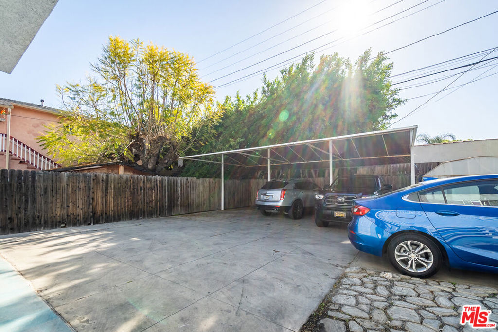 Residential Lease for rent at 1732 Hauser Boulevard, Los Angeles, Los Angeles County CA featuring 3 beds and 2 baths
