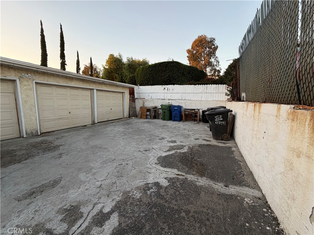 Residential Lease for rent at 13737 Penn, Whittier, Los Angeles County CA featuring 3 beds and 1 bath