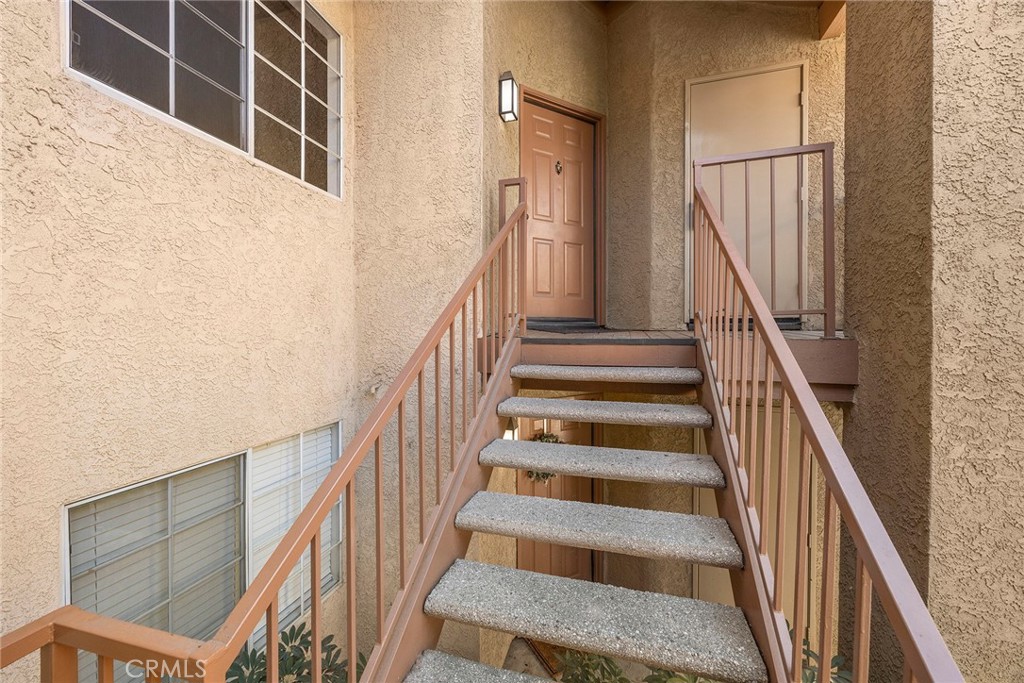 Residential Lease for rent at 5370 Silver Canyon 7E, Yorba Linda CA featuring 3 beds and 2 baths