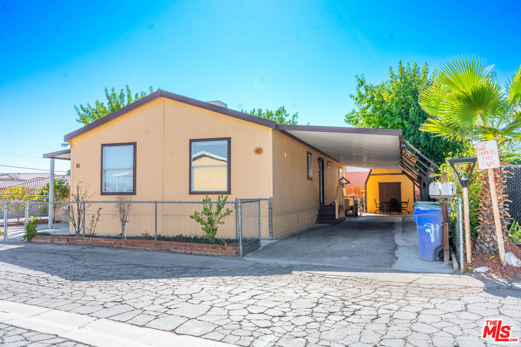Manufactured In Park for sale at 3255 E Avenue R 91, Palmdale CA featuring 3 beds and 2 baths