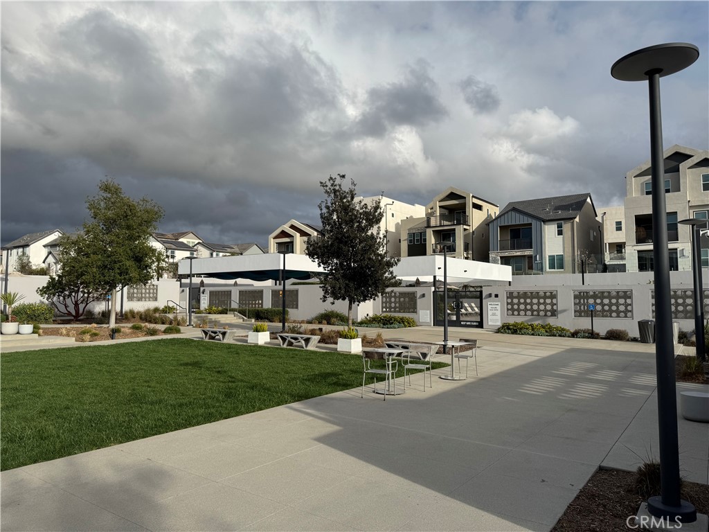 Residential for sale at 105 Sash, Irvine CA featuring 1 bed and 1 bath