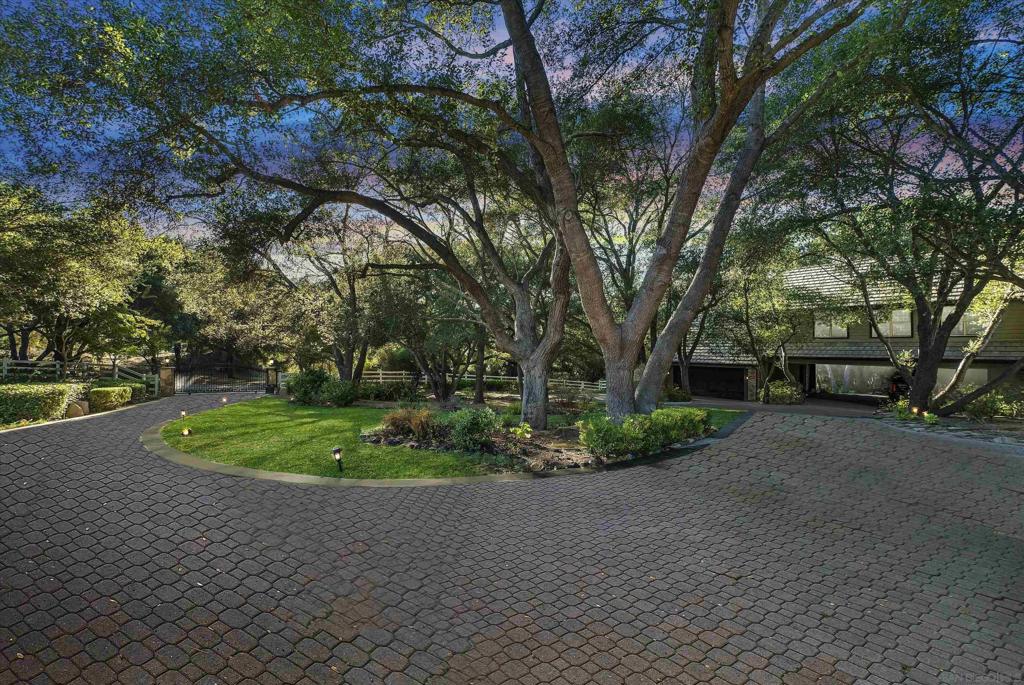 Residential for sale at 45455 Lorenz Ln, Temecula CA featuring 4 beds and 5 baths