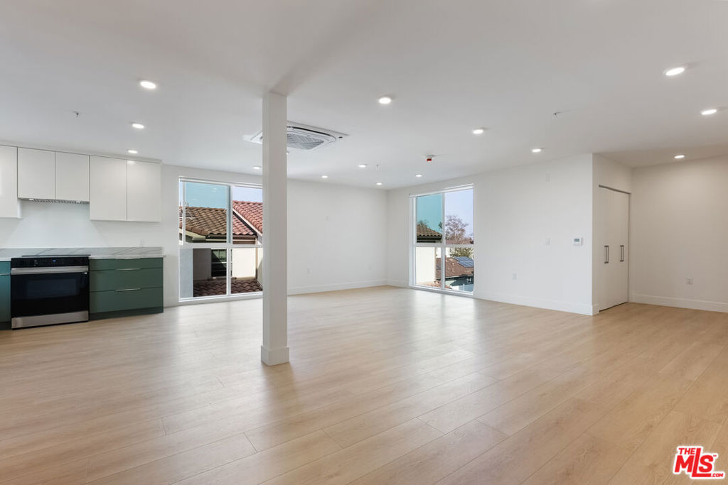 Residential Lease for rent at 8561 Belmont Street 8, Cypress CA featuring 3 beds and 3 baths