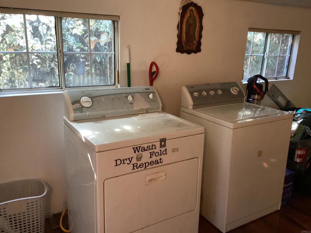 Manufactured In Park for sale at 1345 E Madison 5, El Cajon CA featuring 1 bed and 1 bath