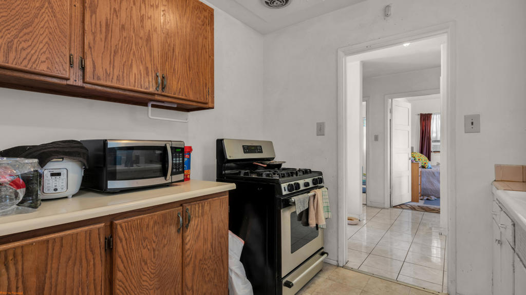 Residential for sale at 4267 E Sunny Dunes Road, Palm Springs CA featuring 2 beds and 1 bath