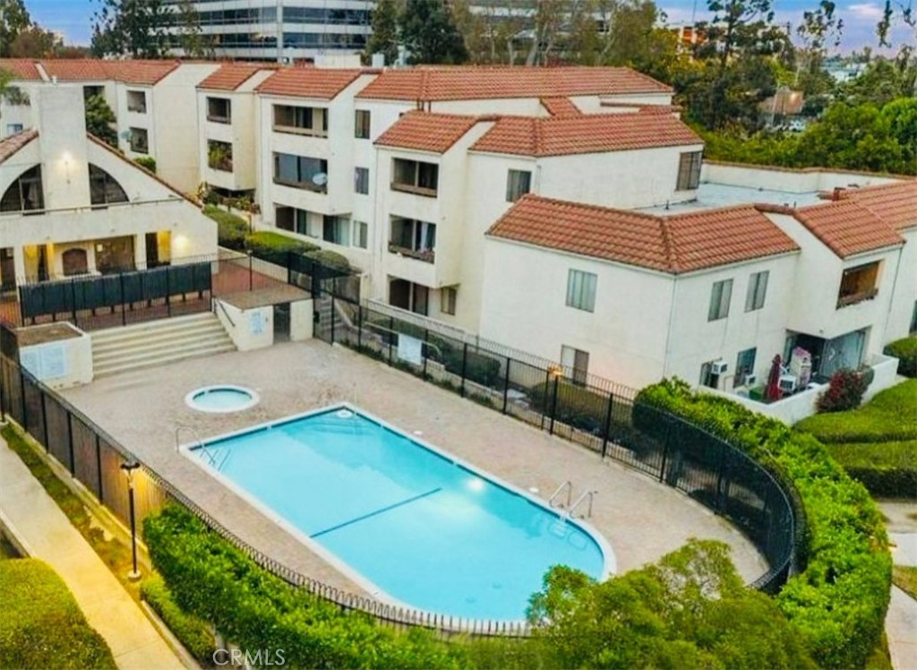 Residential for sale at 600 W 3rd A208, Santa Ana CA featuring 2 beds and 1 bath