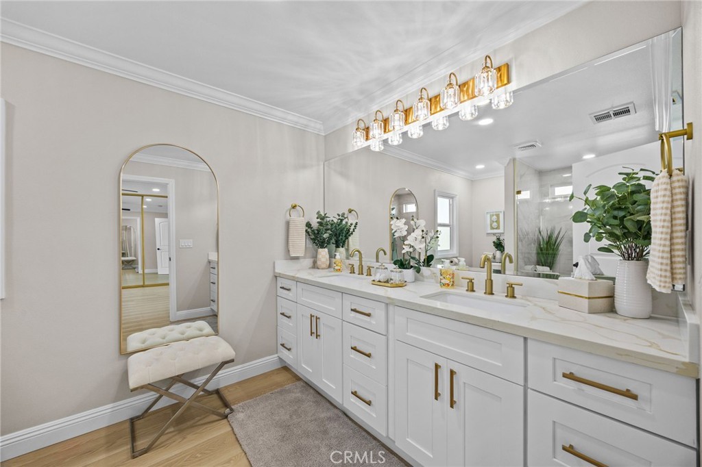 Manufactured In Park for sale at 14054 Lake Side Drive 106, La Mirada CA featuring 3 beds and 2 baths