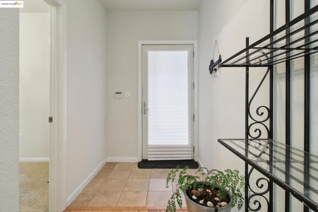 Residential for sale at 6466 Hollis St 242, Emeryville CA featuring 1 bed and 1 bath