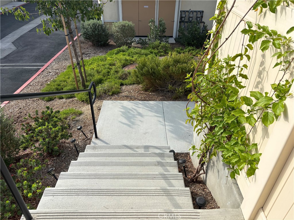 Residential Lease for rent at 1368 Anise Way, Upland CA featuring 3 beds and 3 baths