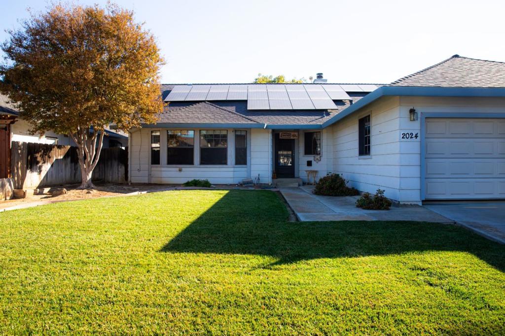 Residential for sale at 2024 Princeton Court, Los Banos CA featuring 3 beds and 2 baths