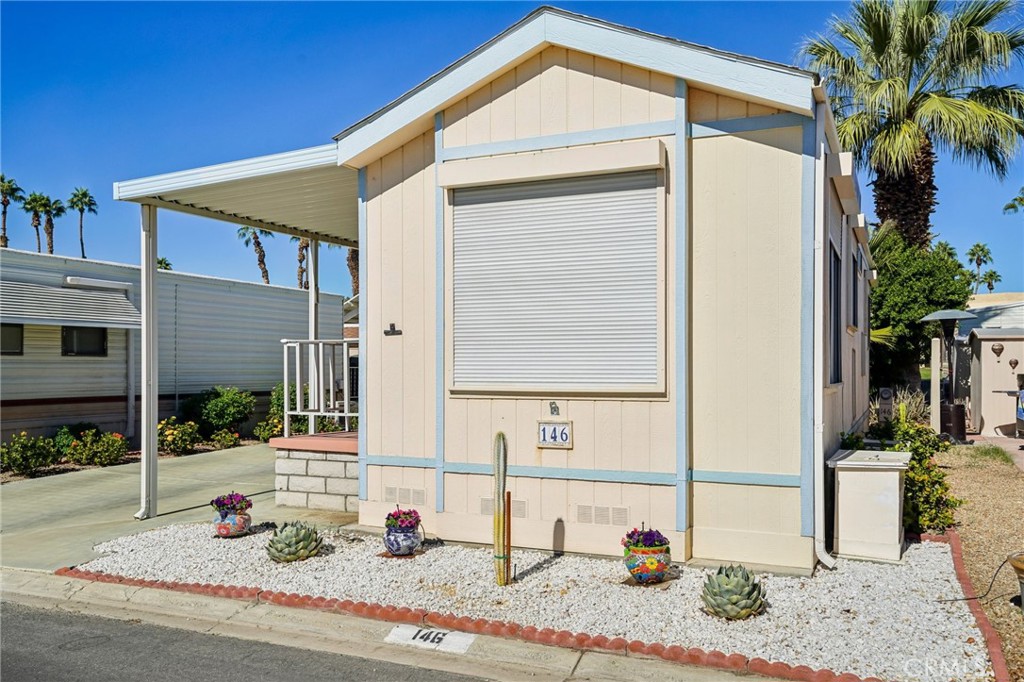 Manufactured In Park for sale at 81620 Avenue 49 146, Indio CA featuring 1 bed and 1 bath