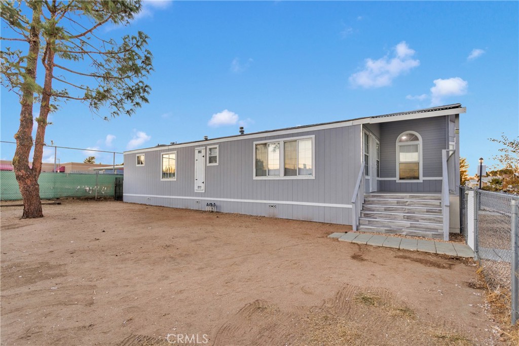 Manufactured In Park for sale at 8450 G Avenue 63, Hesperia CA featuring 3 beds and 2 baths