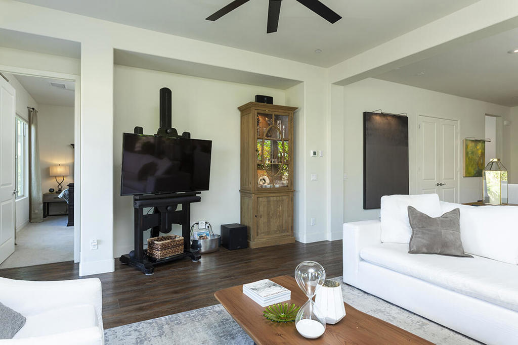 Residential for sale at 26 Pinot Noir, Rancho Mirage CA featuring 2 beds and 2 baths