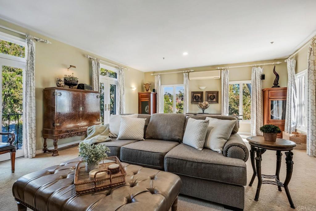 Residential Lease for rent at 136 Hummingbird, Encinitas CA featuring 4 beds and 3 baths