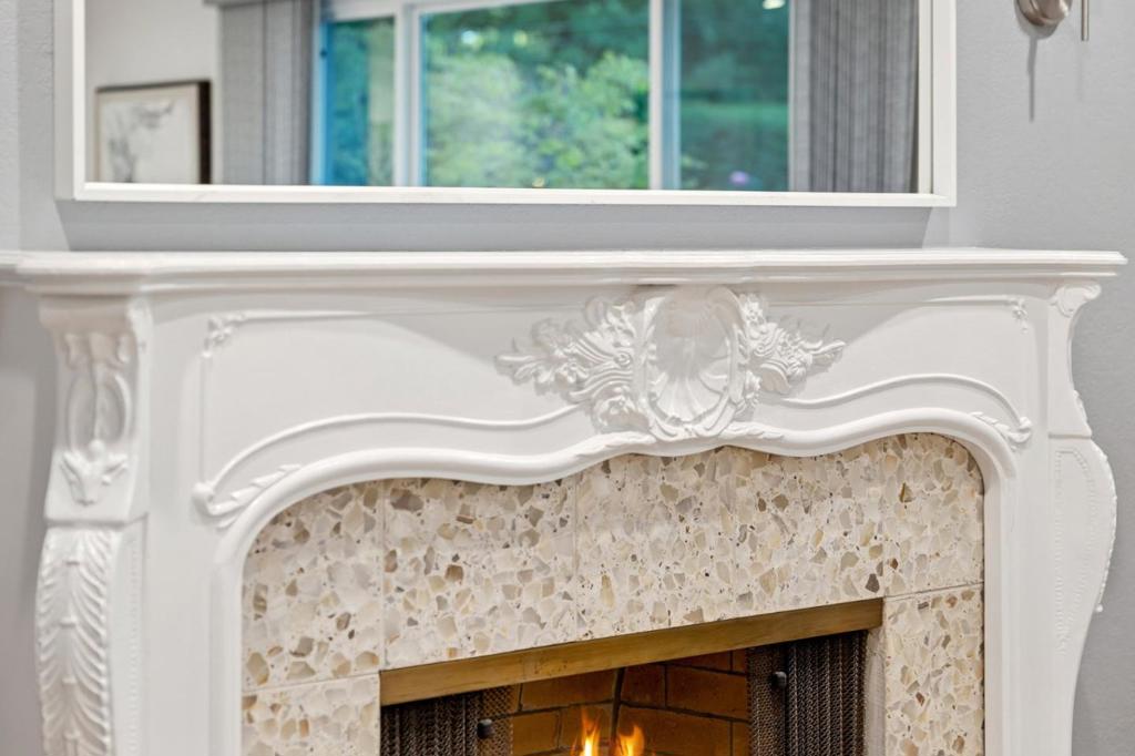 Residential for sale at 243 Selby Lane, Atherton CA featuring 6 beds and 4 baths