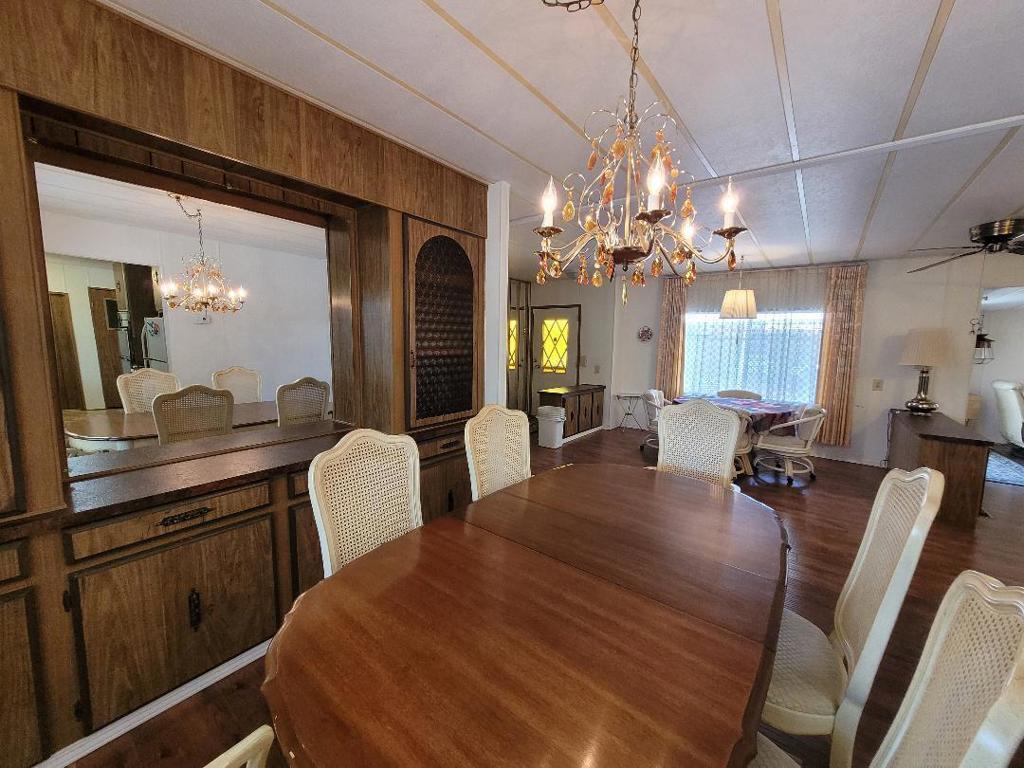 Manufactured In Park for sale at 35 Calle De Los Vientos, Palm Springs CA featuring 3 beds and 2 baths