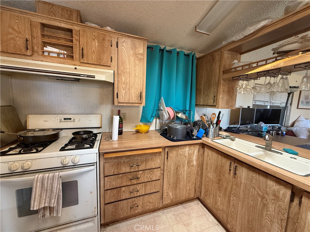 Residential for sale at 1300 Highway 95 16, Blythe CA featuring 3 beds and 2 baths