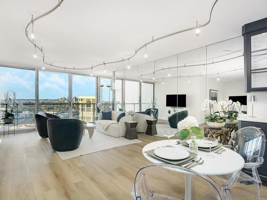 Residential for sale at 1720 Avenida del Mundo 1601, Coronado CA and 1 bath