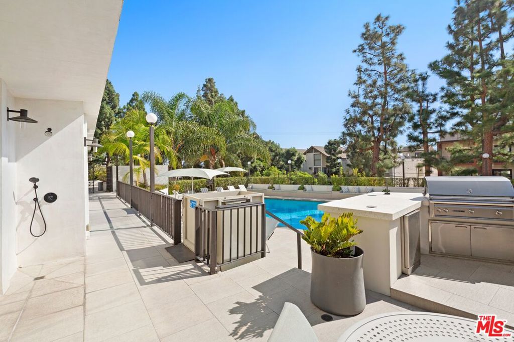 Residential for sale at 8787 Shoreham Drive 503, West Hollywood CA featuring 1 bed and 1 bath