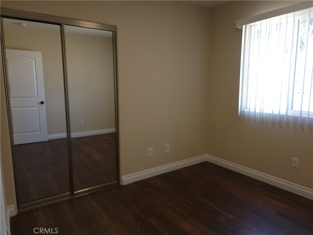 Residential Lease for rent at 1719 W 39th Place, Los Angeles, Los Angeles County CA featuring 5 beds and 3 baths