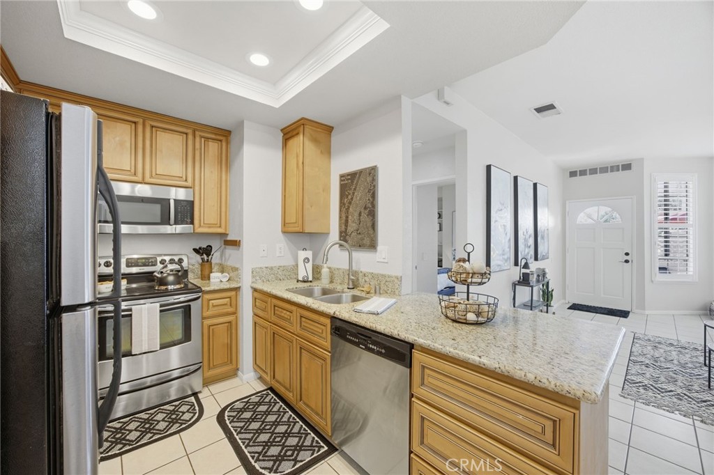 Residential for sale at 21 Silktassel, Rancho Santa Margarita CA featuring 1 bed and 1 bath