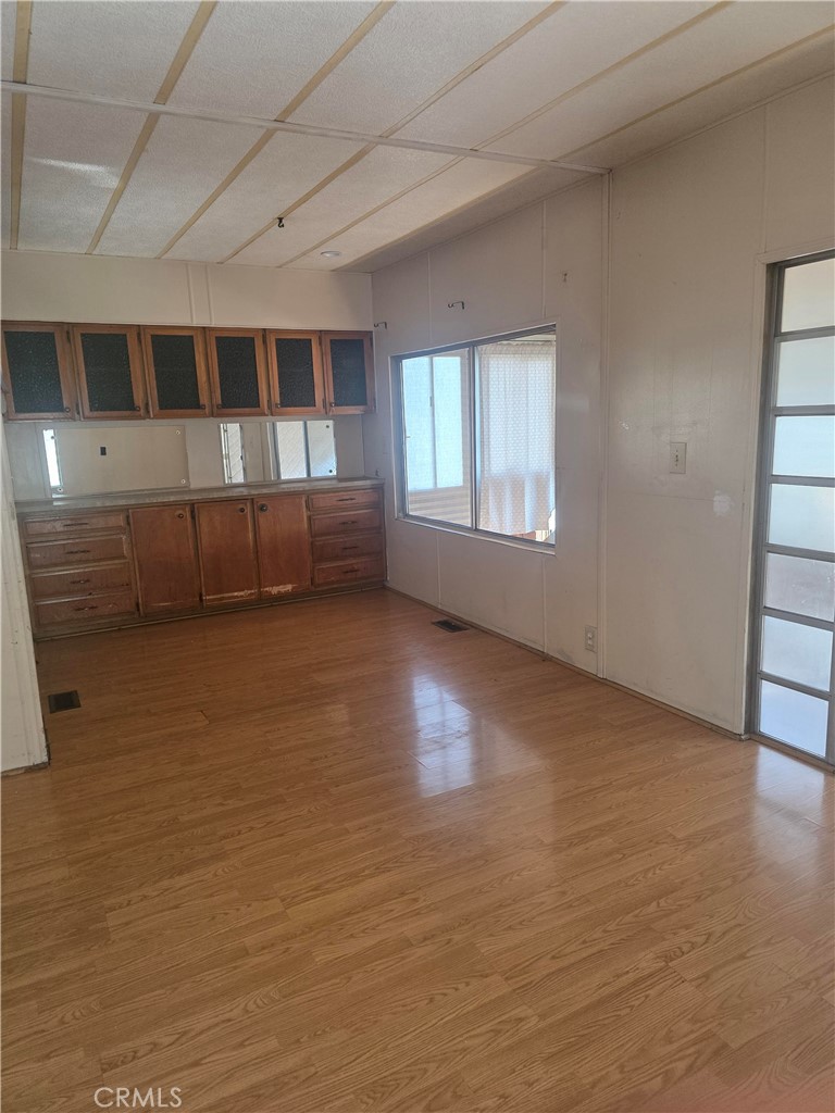 Manufactured In Park for sale at 1324 N Citrus Avenue 12, Covina CA featuring 2 beds and 1 bath